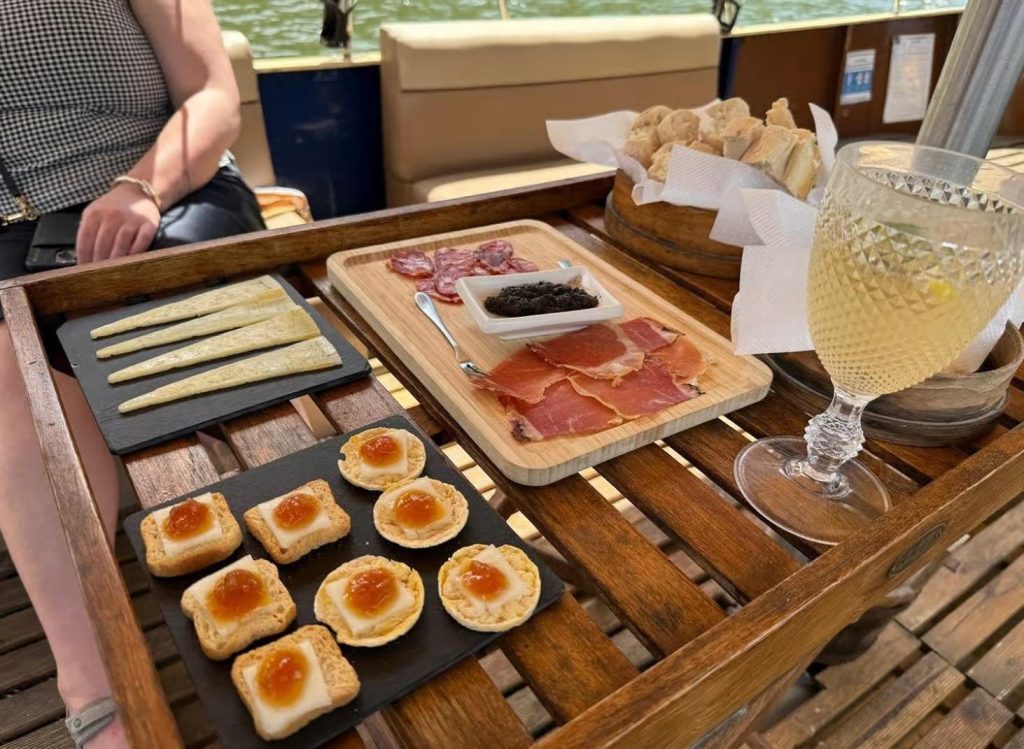 Douro Valley Small-Group Tour: 10 Wines, Open-Fire Farm Lunch & Private Boat Cruise